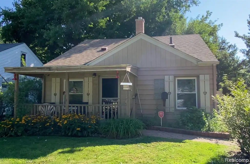 22780 Rosalind Avenue, Eastpointe, MI 48021 - Image #1