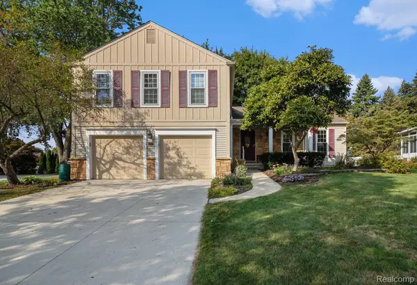 24529 Christina Lane, Novi, MI 48375