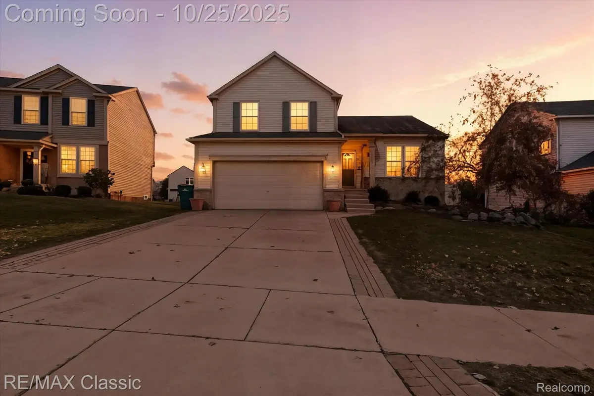 868 Deer Run Lake Road, Holly, MI 48442 - Image #1