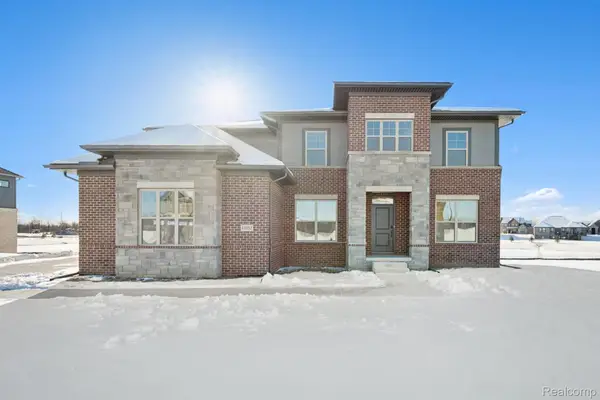 12052 Moore Lane, Washington, MI 48094