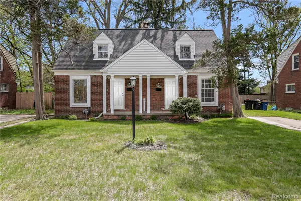 7405-7407 Curtis Street, Detroit, MI 48221