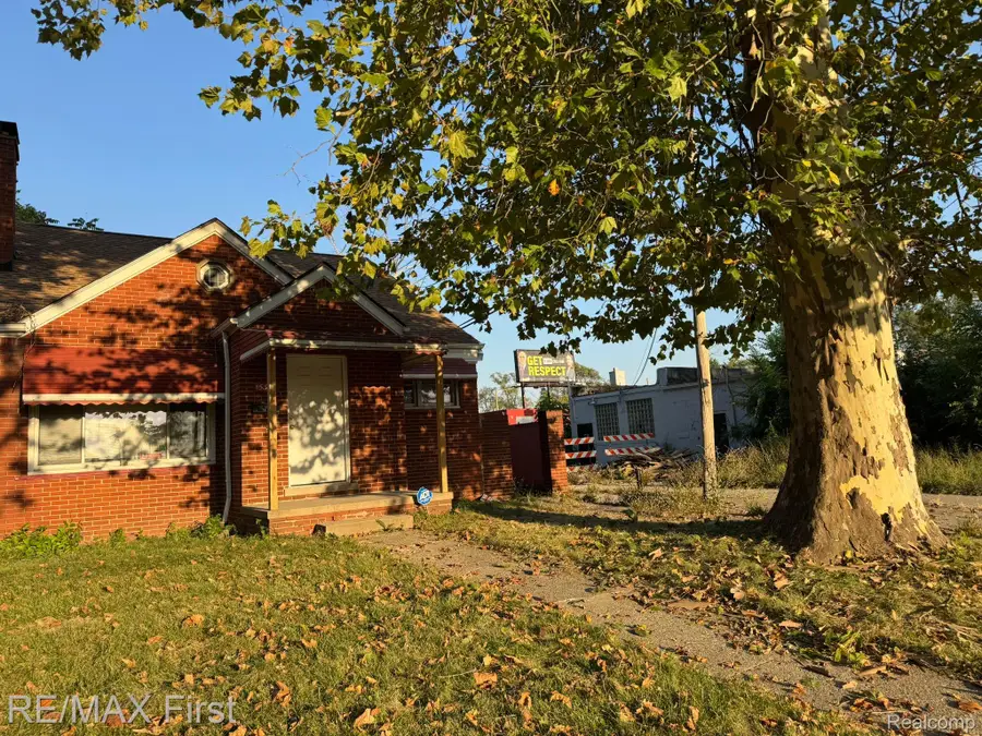 15318 Whitcomb Street, Detroit, MI 48227 - Image #2