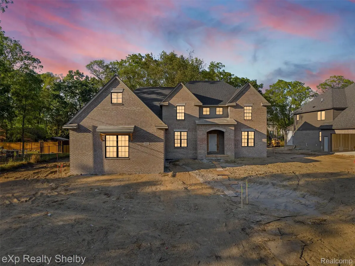 1051 E Avon Road, Rochester Hills, MI 48307 - Image #1