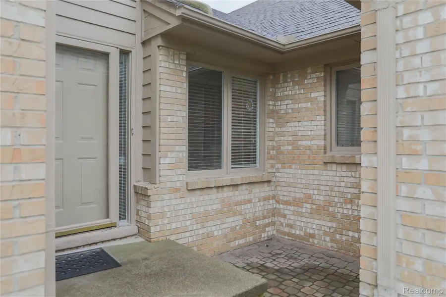 16768 Pearlcreek Court N, Macomb, MI 48042 - #3