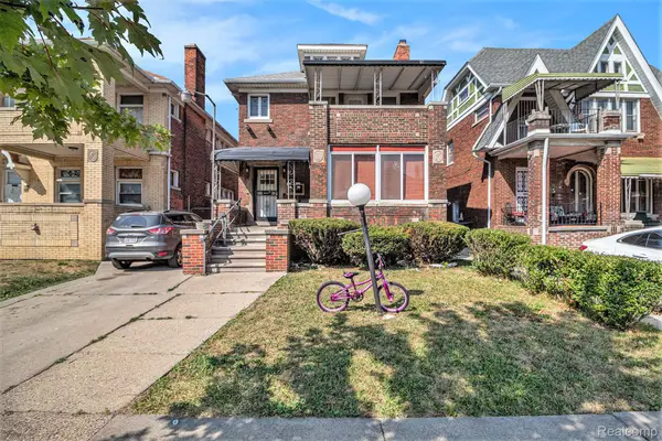 3290 Calvert Street, Detroit, MI 48206