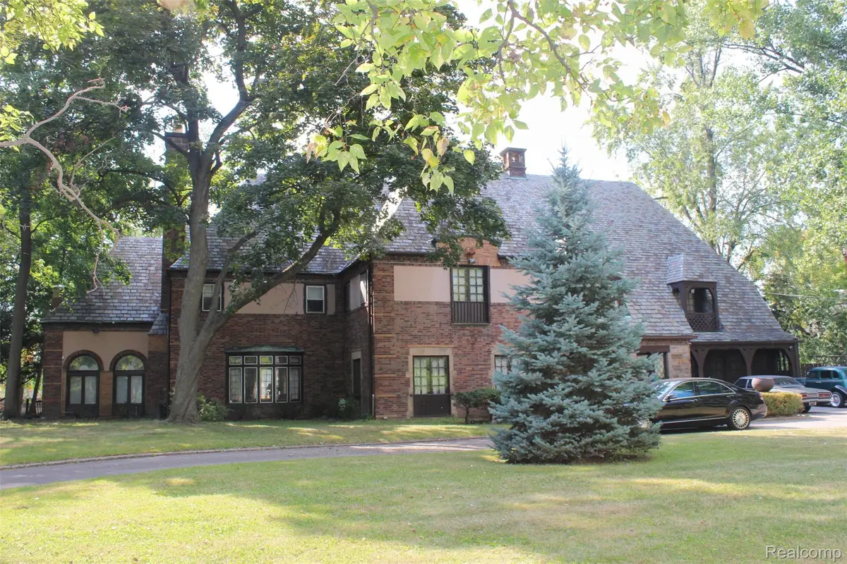 17815 Hamilton Road, Detroit, MI 48203 - Image #1