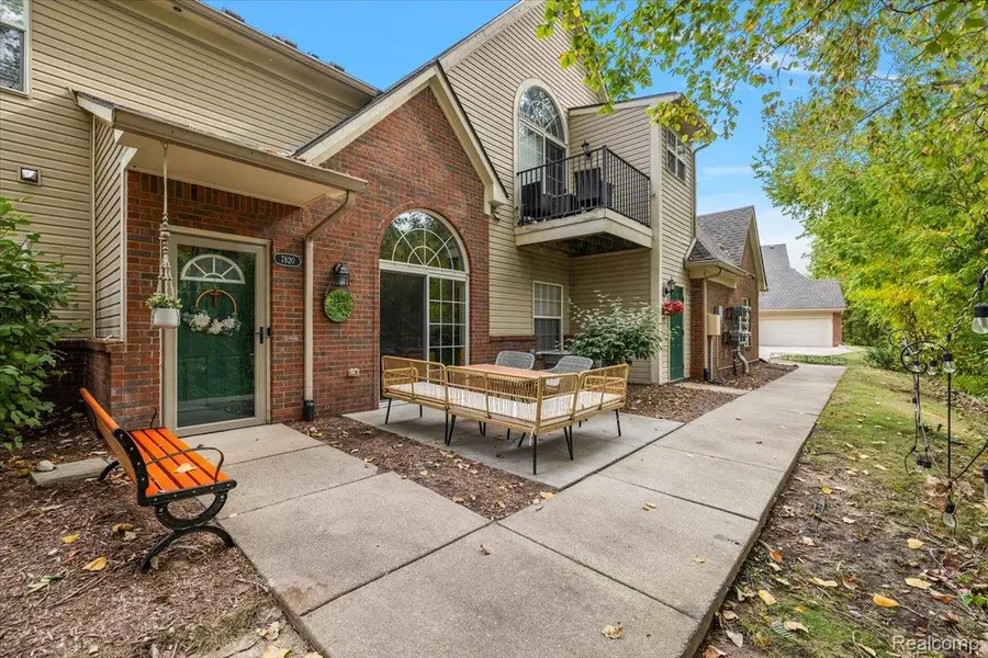 7820 Marie Drive, Shelby Charter Township, MI 48316 - Image #2