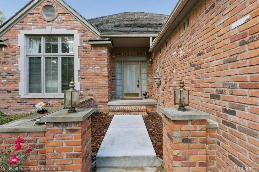 16482 Dawnlight Drive, Fenton, MI 48430 - Image #3