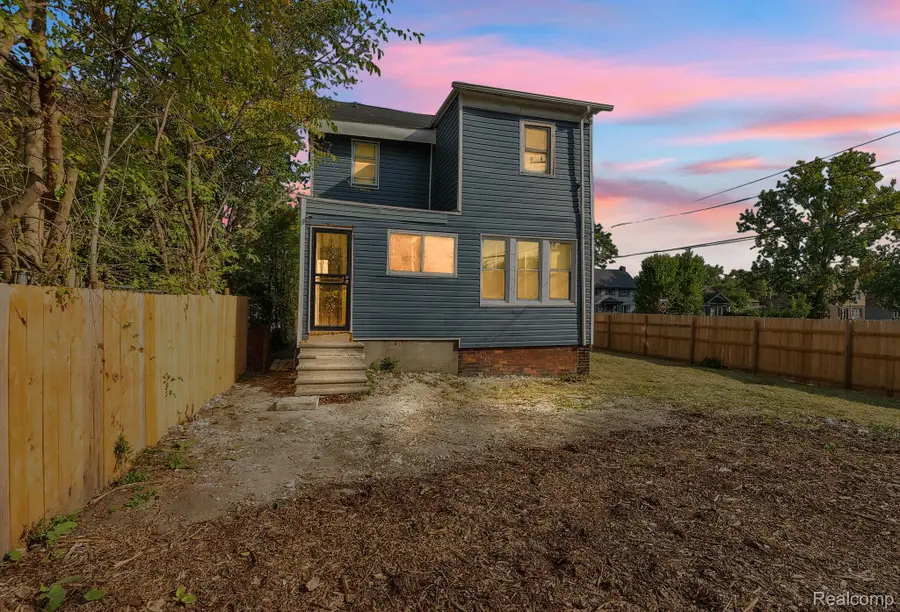 401 W Greendale, Detroit, MI 48203 - Image #2