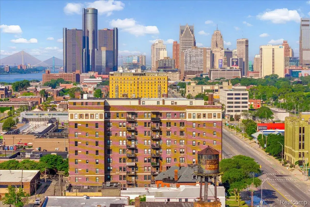 2900 E Jefferson Avenue #C5, Detroit, MI 48207 - Image #1