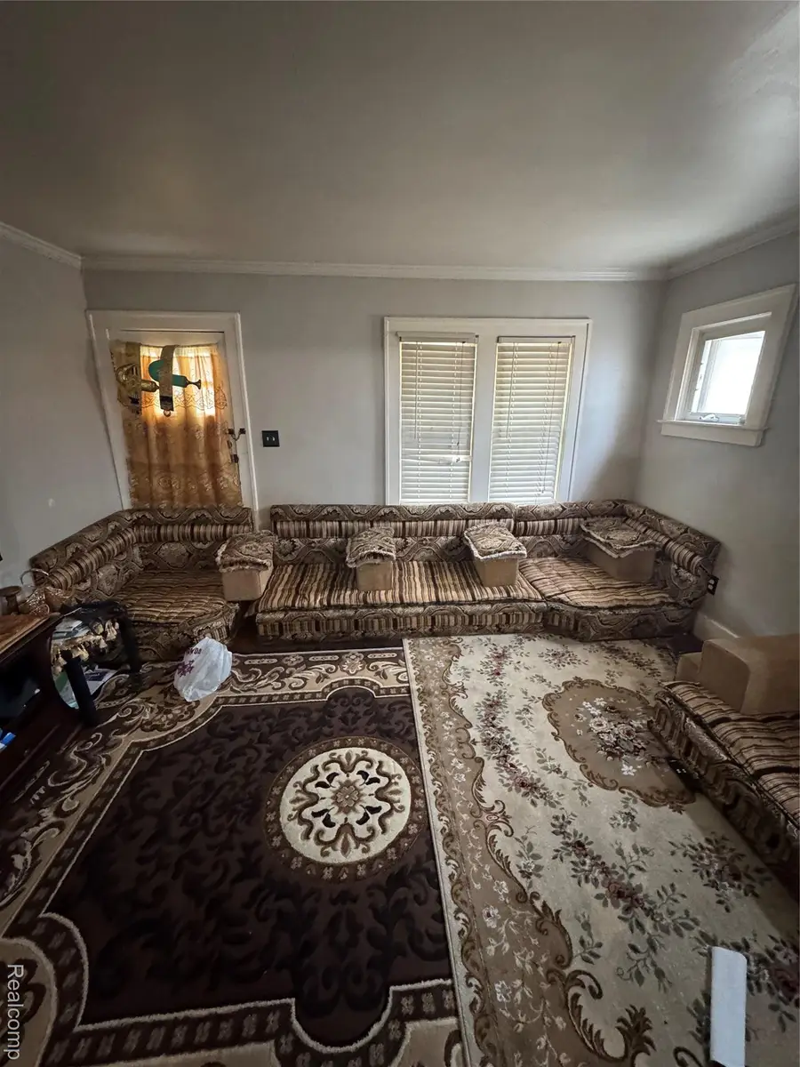 6722 Stahelin Avenue, Detroit, MI 48228 - Image #3