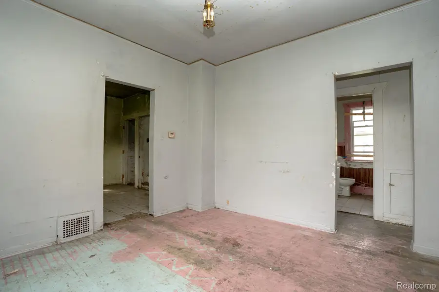 7169 Holmes Street, Detroit, MI 48210 - Image #3