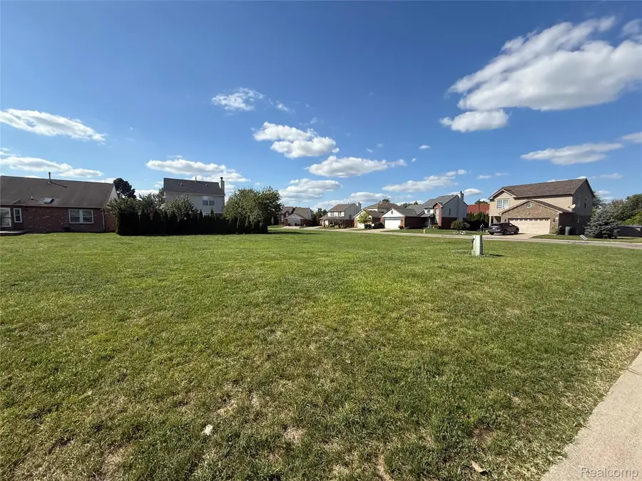 30 Morross Circle, Dearborn, MI 48126 - Image #2