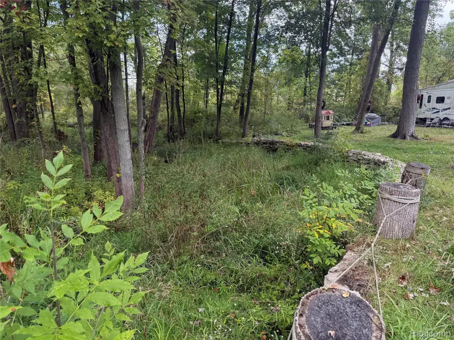 2307 Millville Rd Road, Lapeer, MI 48446 - Image #2