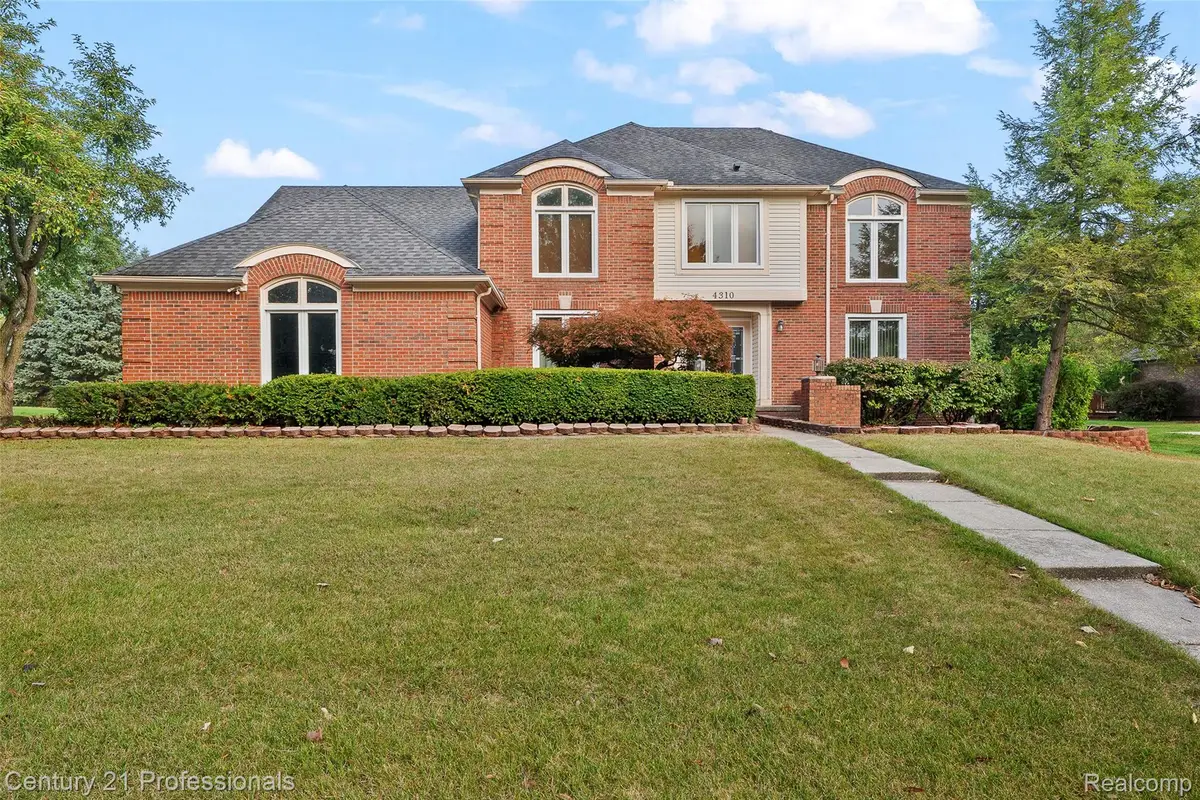 4310 Birch Run Drive, Troy, MI 48098 - Image #1