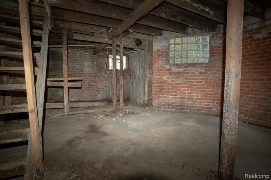 7250 Saint Paul Street, Detroit, MI 48214 - Image #3