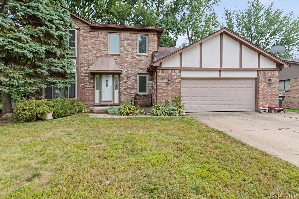 13980 Amanda Drive, Sterling Heights, MI 48313 - Image #1