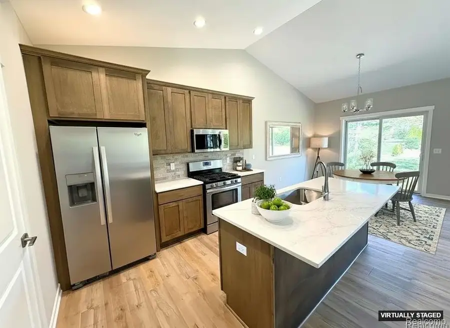 1296 Blue Ridge Parkway, White Lake, MI 48383 - Image #3