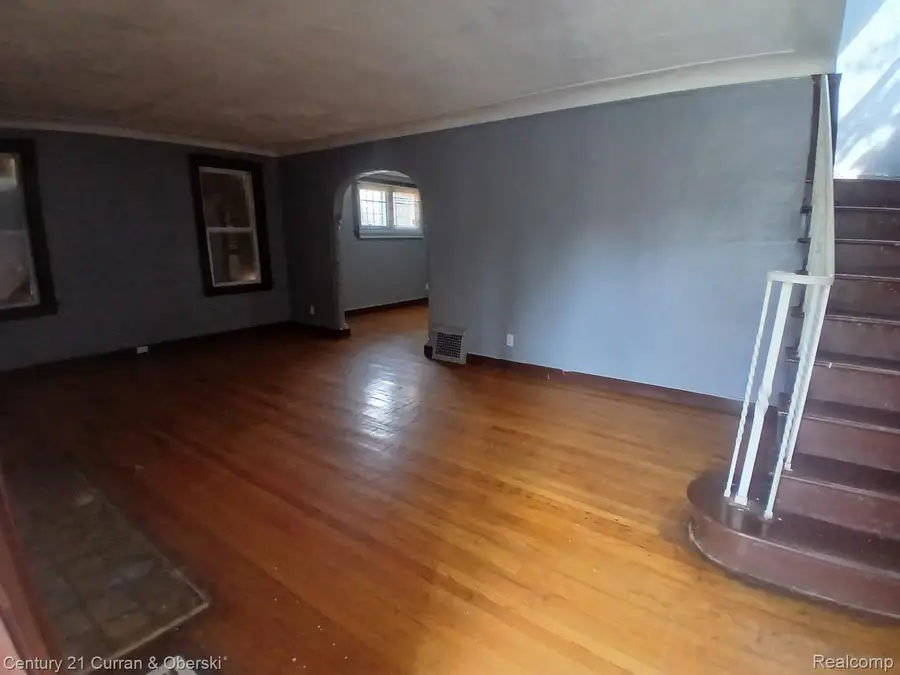 15008 Strathmoor Street, Detroit, MI 48227 - Image #3