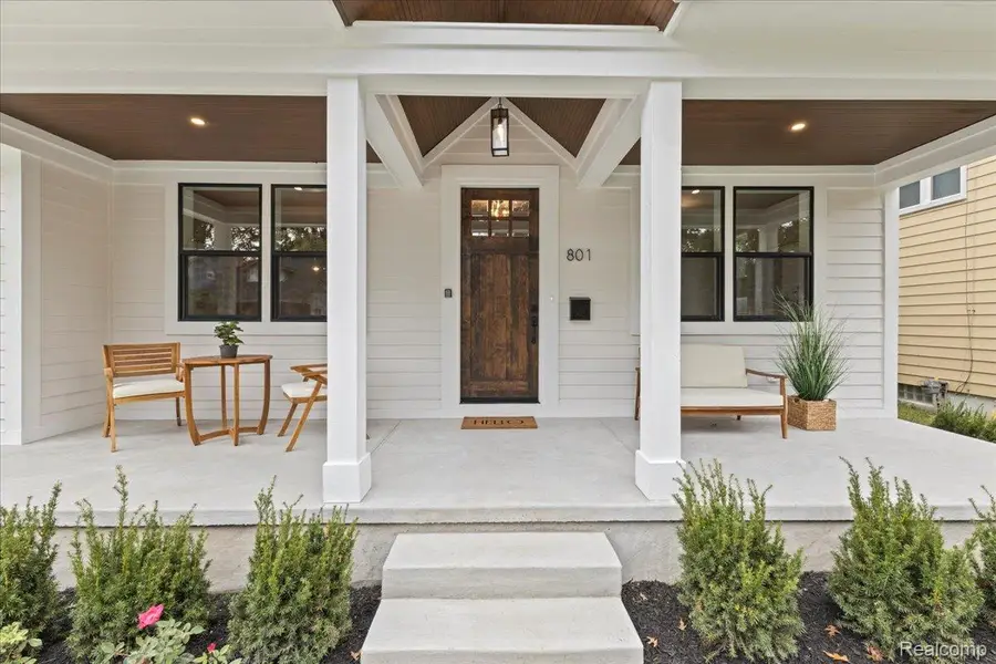 801 Hawthorn Avenue, Royal Oak, MI 48067 - Image #2