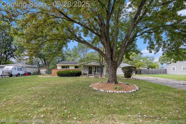 6319 Eastlawn Avenue, Clarkston, MI 48346