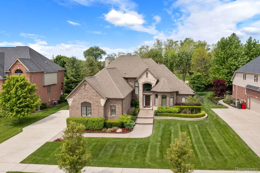 61723 West Point Drive, Washington, MI 48094 - Image #2