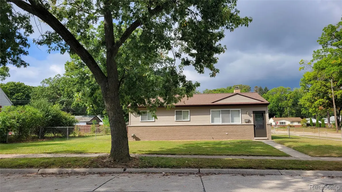 4910 Moore Street, Wayne, MI 48184 - Image #1