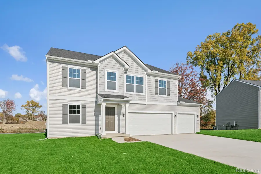4249 Cedar Lane, Grand Blanc Charter Township, MI 48439 - Image #2