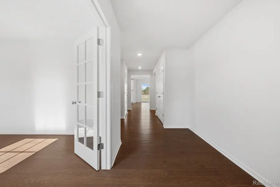 4249 Cedar Lane, Grand Blanc Charter Township, MI 48439 - Image #3