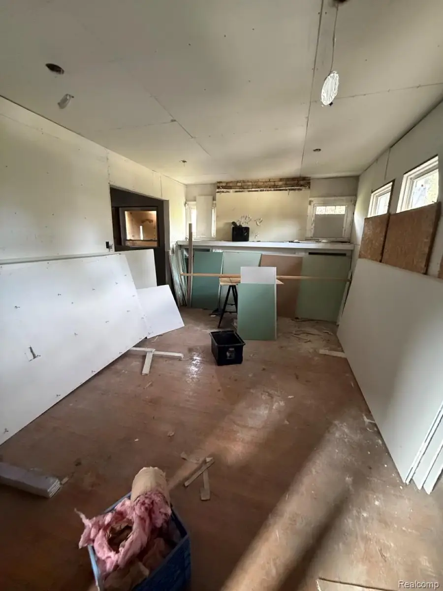 5225 Maplewood Street, Detroit, MI 48204 - Image #2