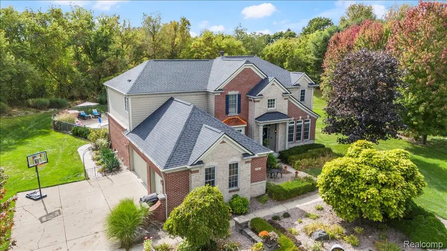 3707 Barn Meadow Court, Orion, MI 48362 - Image #3