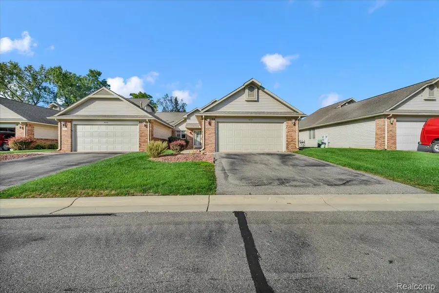 3018 Rivers Edge Drive N, Wayne, MI 48184 - Image #2