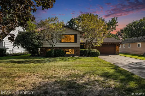 47812 Forbes Drive, NewBaltimore, MI 48047