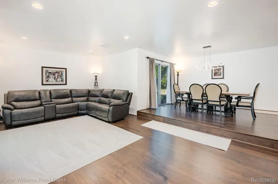 6545 Post Oak Drive, West Bloomfield, MI 48322 - Image #3