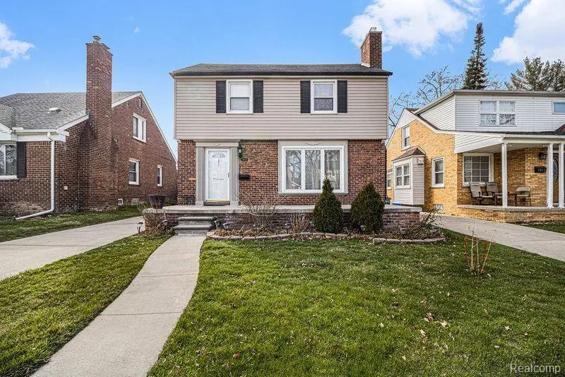 1803 N Rosevere Avenue, Dearborn, MI 48128 - Image #2