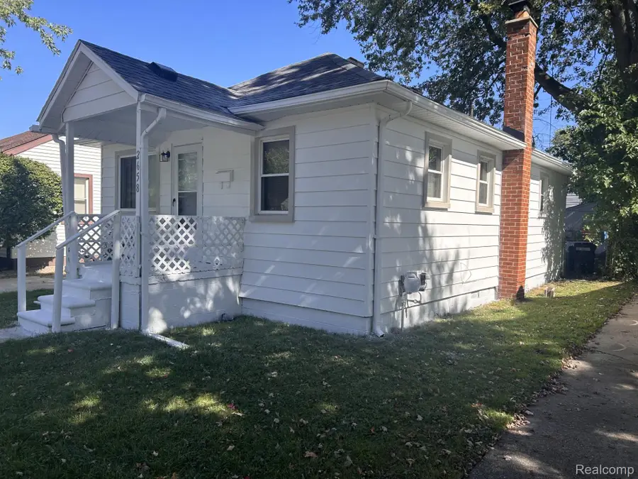 26584 Hampden Street, Madison Heights, MI 48071 - Image #3