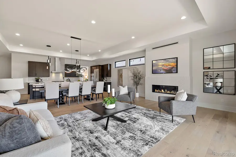 49351 Villa Court, Novi, MI 48374 - Image #2