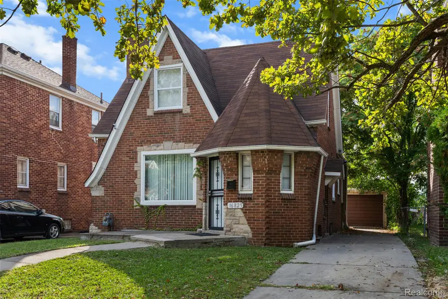 16825 Manor Street, Detroit, MI 48221 - Image #2