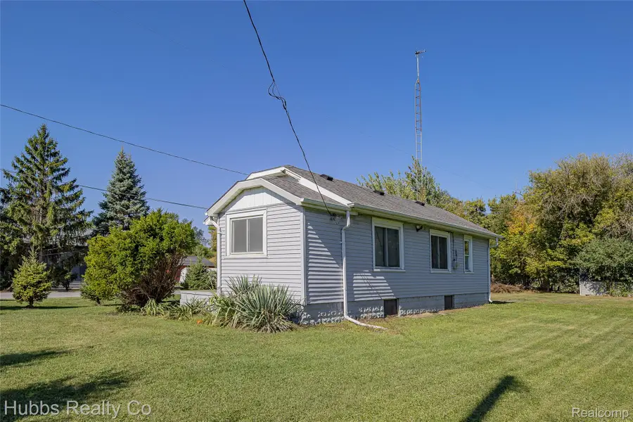 5305 Lapeer Road, Burton, MI 48509 - Image #3