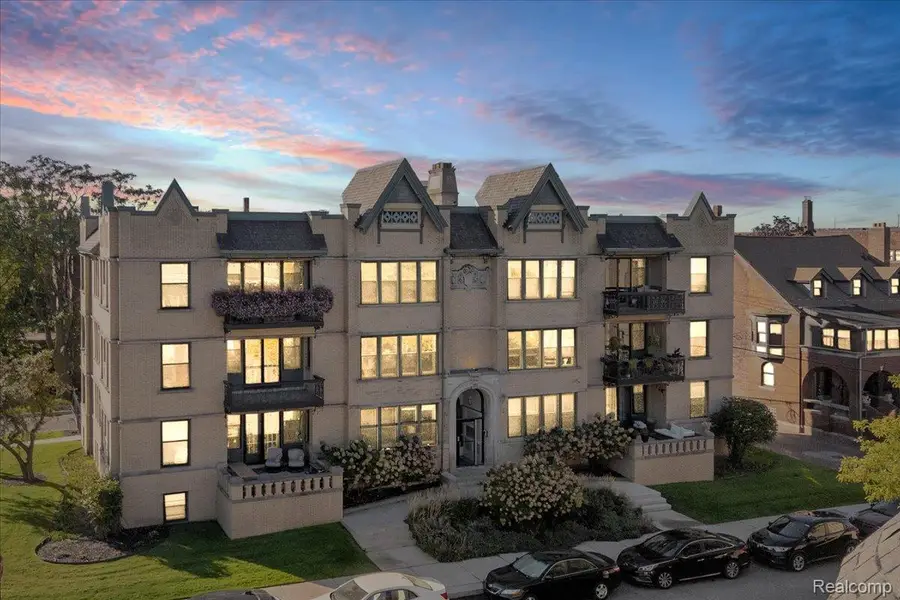 615 W Hancock Street #6, Detroit, MI 48201 - Image #2