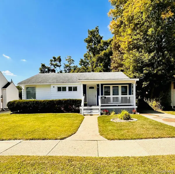 3614 Comanche Avenue, Flint, MI 48507