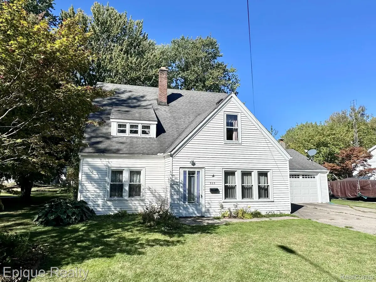 305 N Kennefic Street, Yale, MI 48097 - Image #1