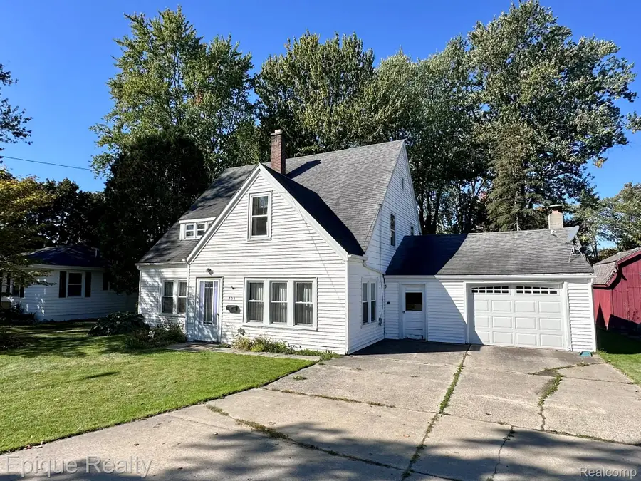 305 N Kennefic Street, Yale, MI 48097 - Image #2