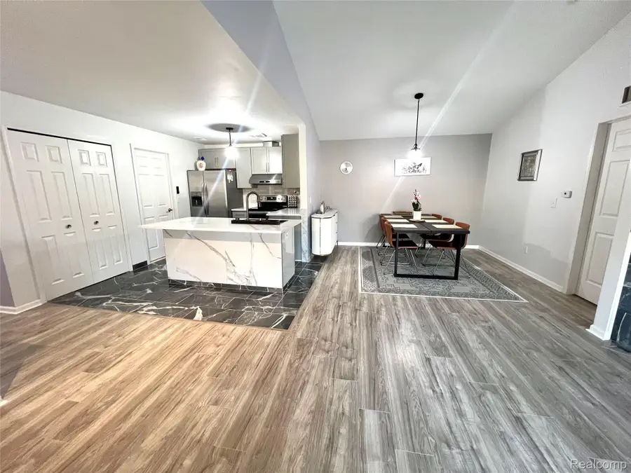 13185 Canopy Drive, Sterling Heights, MI 48313 - Image #3