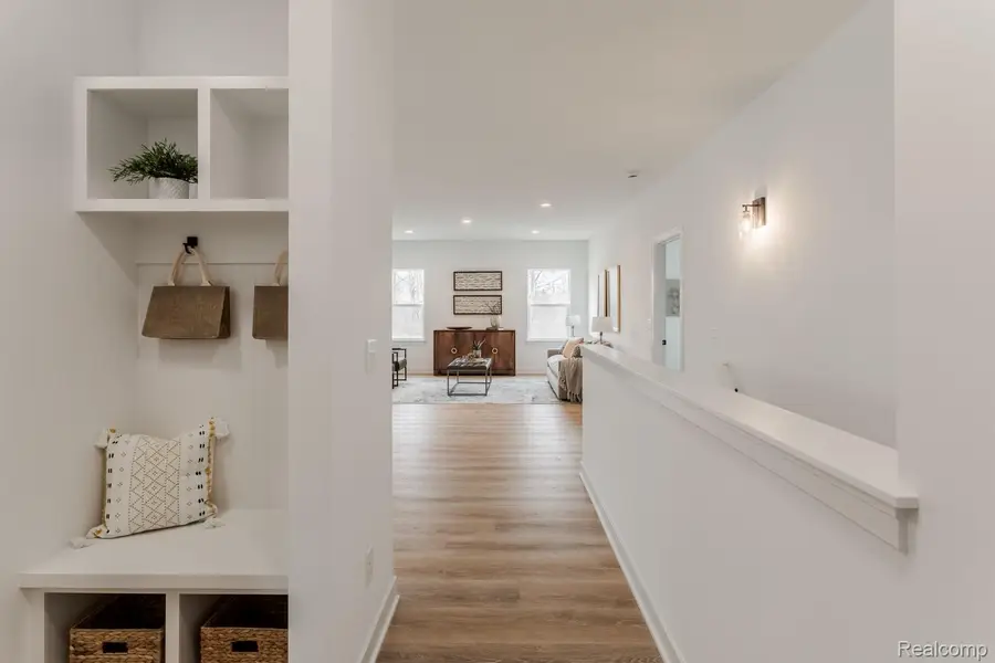 22622 Pine Drive, South Lyon, MI 48178 - Image #3