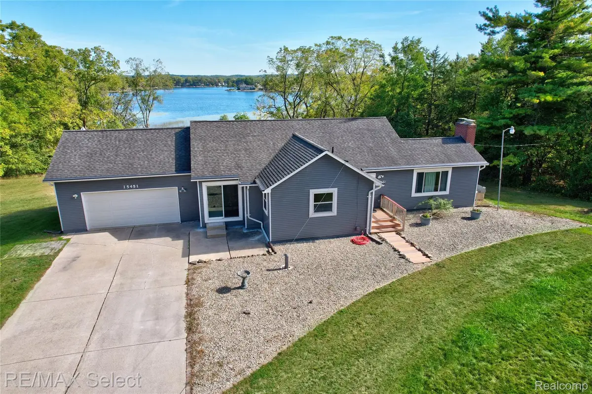 15451 Whitaker Road, Linden, MI 48451 - Image #1