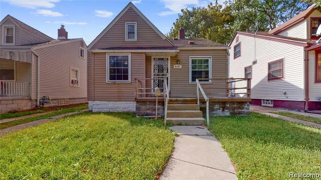 9197 Grandmont Avenue, Detroit, MI 48228 - Image #1