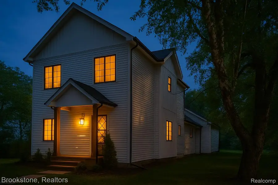 510 Alpeana Street, Auburn Hills, MI 48326 - Image #3