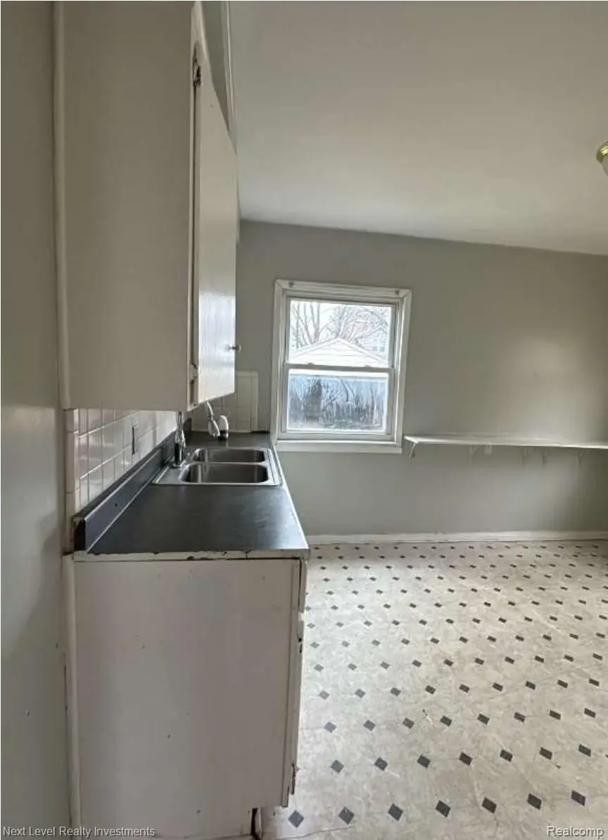 18058 Cardoni Street, Detroit, MI 48203 - Image #3