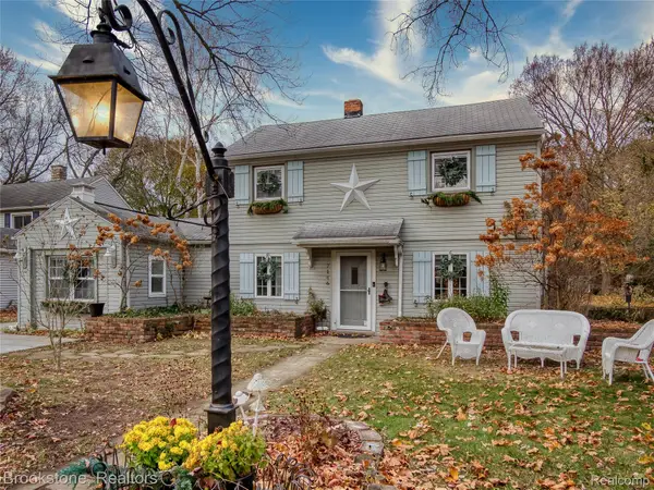 7146 Arrowood Drive, WestBloomfield, MI 48324